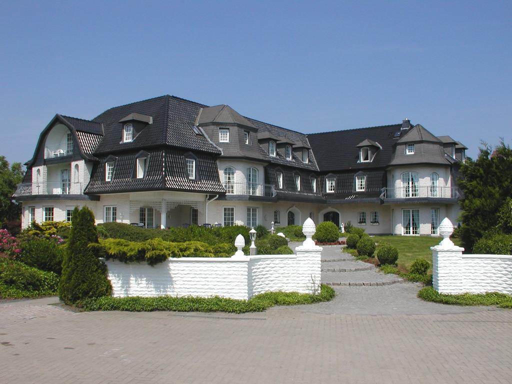 Stelinger Hof Hotel Muenkel Garbsen Exterior foto